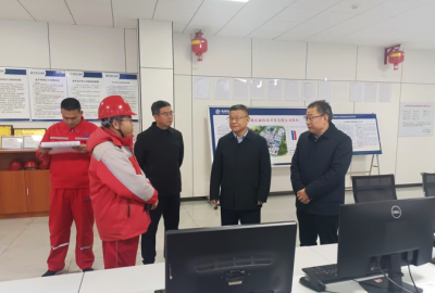 市應(yīng)急局二級調(diào)研員刁洪軍帶隊到俊源石油督導(dǎo)安全工作